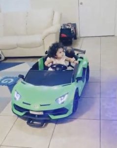 24V 2-Seat Licensed Lamborghini SVJ Drift Toy Car, Battery Operated Kids Ride On Car with Remote Control, Pearl Cotton Leather Seat photo review
