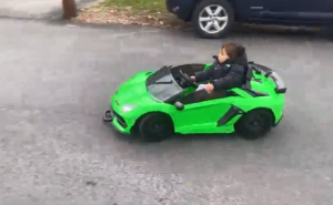 24V 2-Seat Licensed Lamborghini SVJ Drift Toy Car, Battery Operated Kids Ride On Car with Remote Control, Pearl Cotton Leather Seat photo review