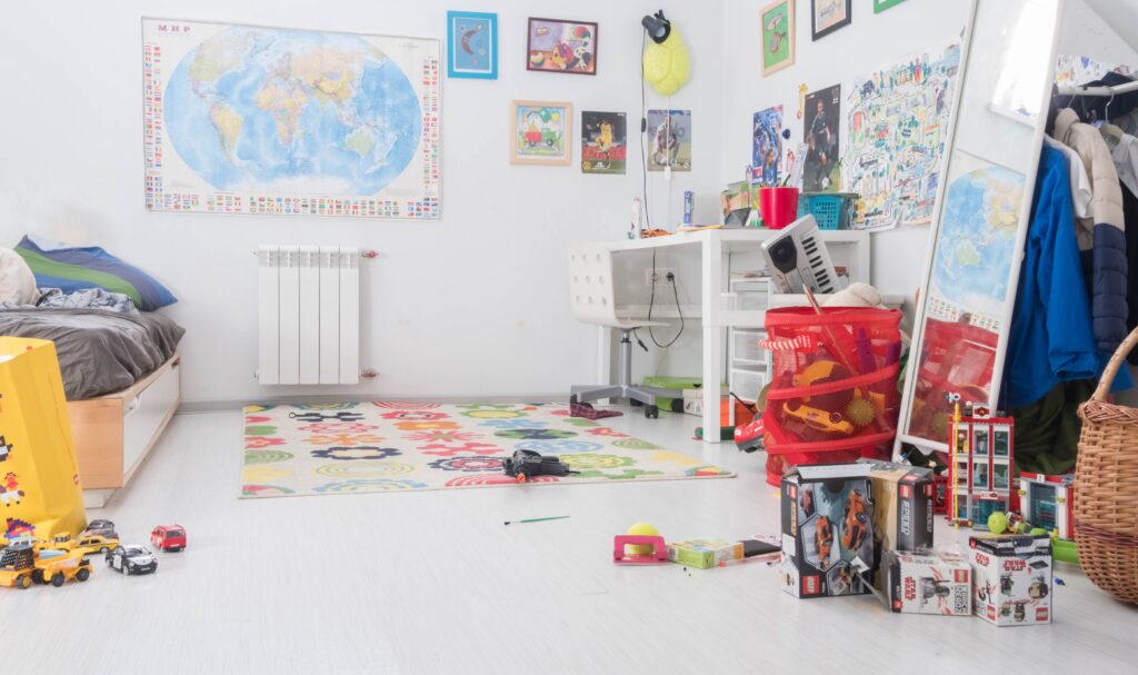 slightly decorate the toy room